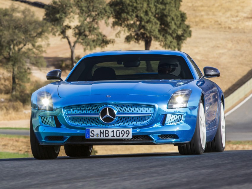 Mercedes-Benz SLS AMG Electric Drive shown in Paris: world’s most powerful production EV 134212