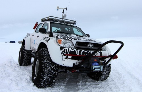 Toyota Hilux achieves 9,500 km polar endurance feat