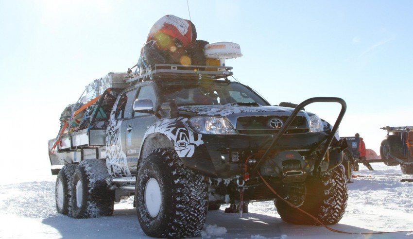 Toyota Hilux achieves 9,500 km polar endurance feat 97044
