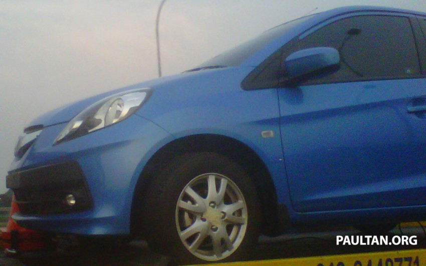 Honda Brio spotted on flat bed tow truck in Malaysia 67164