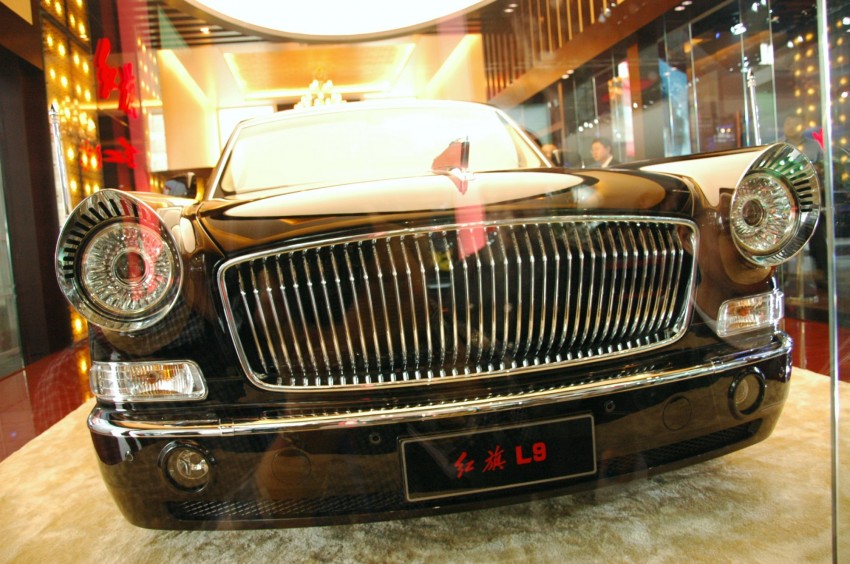 FAW Hongqi L7 and H7 – it’s the retro and modern show 103395