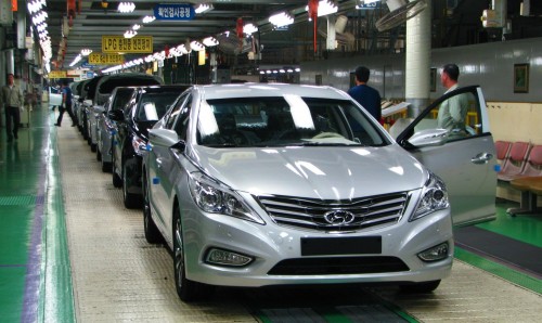 Hyundai sells 2.95 million units worldwide through third quarter 2011 – sales up by 10% over same period in 2010