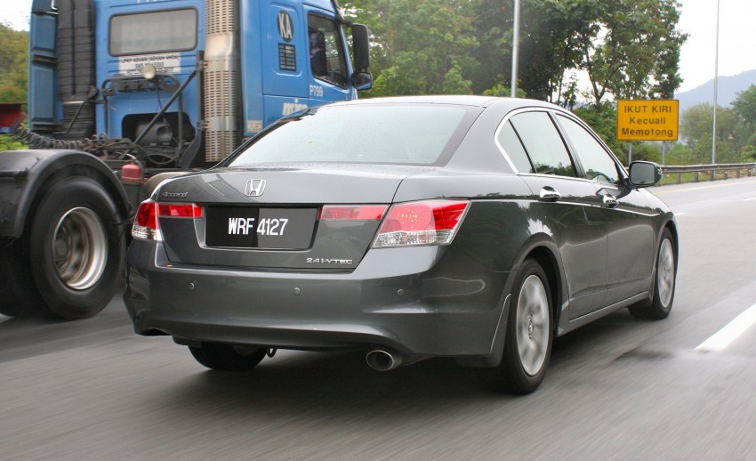 The Japanese D-segment trinity shootout: Honda Accord vs Nissan Teana vs Toyota Camry 153903