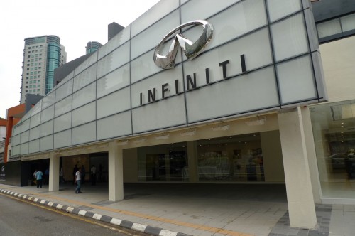 Infiniti opens new KL showroom, unveils range – EX and FX crossovers, M Sedan and G Coupe, RM380k to RM435k