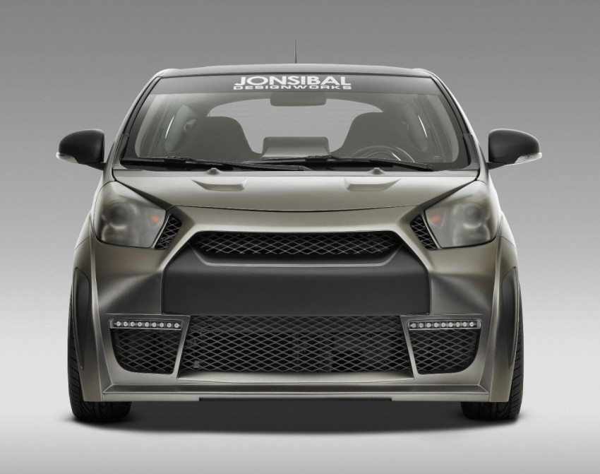Toyota iQ goes the pimped-up route for SEMA 74625