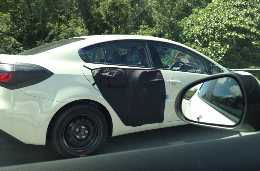 SPIED: Kia K3 – the new Forte spotted on PLUS 142311