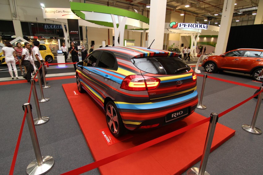 Kia Rio hatchback teased ahead of Malaysian launch 140829