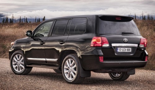 2012 Toyota Land Cruiser unveiled at Brussels Motor Show