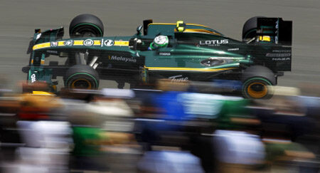 Lotus in Monaco: Early shower for Heikki and Trulli