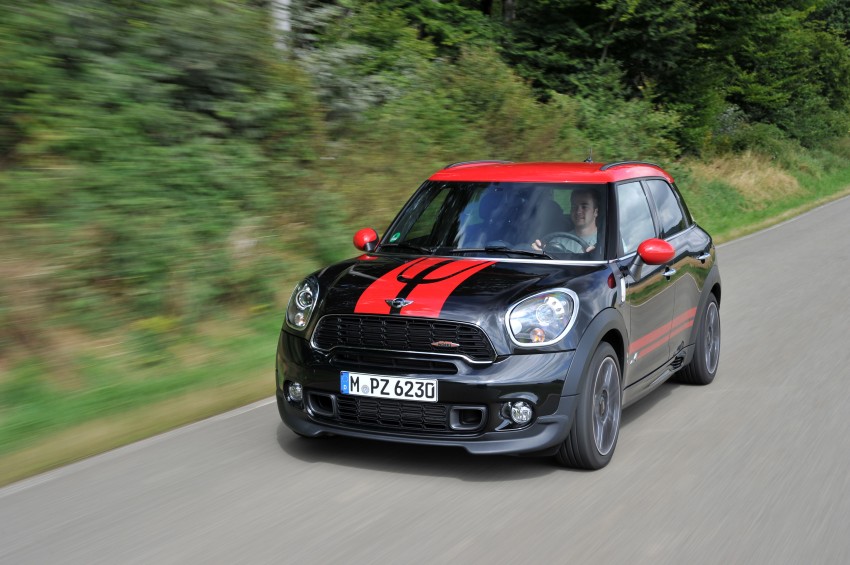 MINI Countryman John Cooper Works – JCW power now available with four doors and all wheel drive 129974