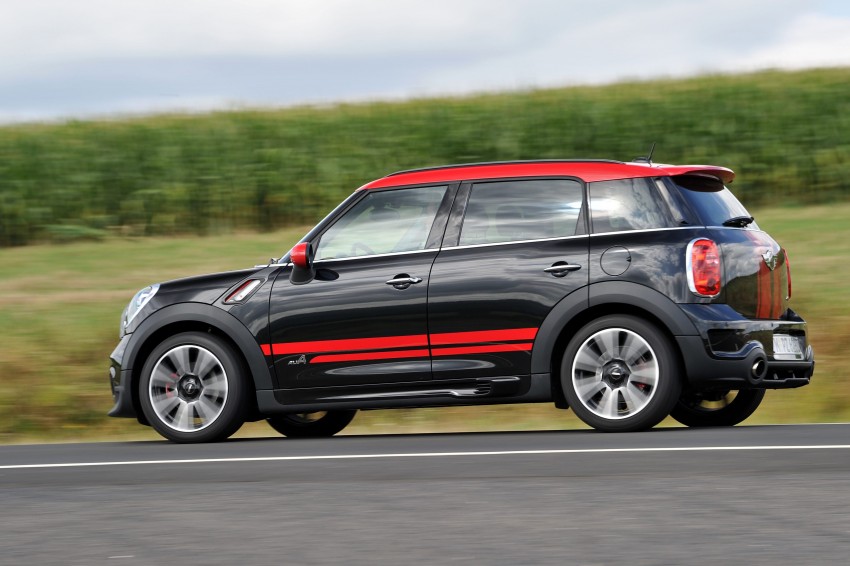 MINI Countryman John Cooper Works – JCW power now available with four doors and all wheel drive 129995