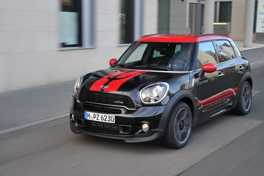 MINI Countryman John Cooper Works – JCW power now available with four doors and all wheel drive 130006
