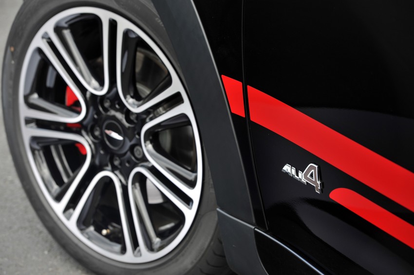 MINI Countryman John Cooper Works – JCW power now available with four doors and all wheel drive 130082
