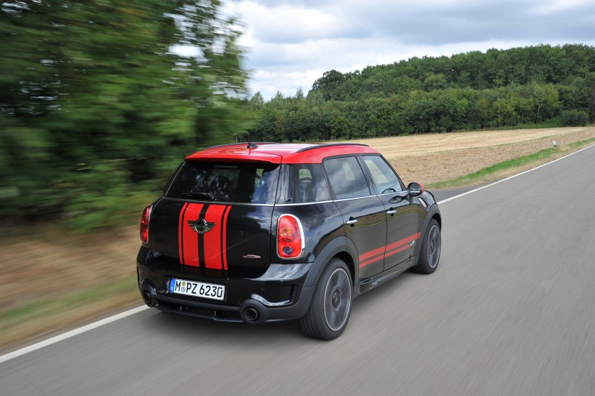MINI Countryman John Cooper Works – JCW power now available with four doors and all wheel drive 130102