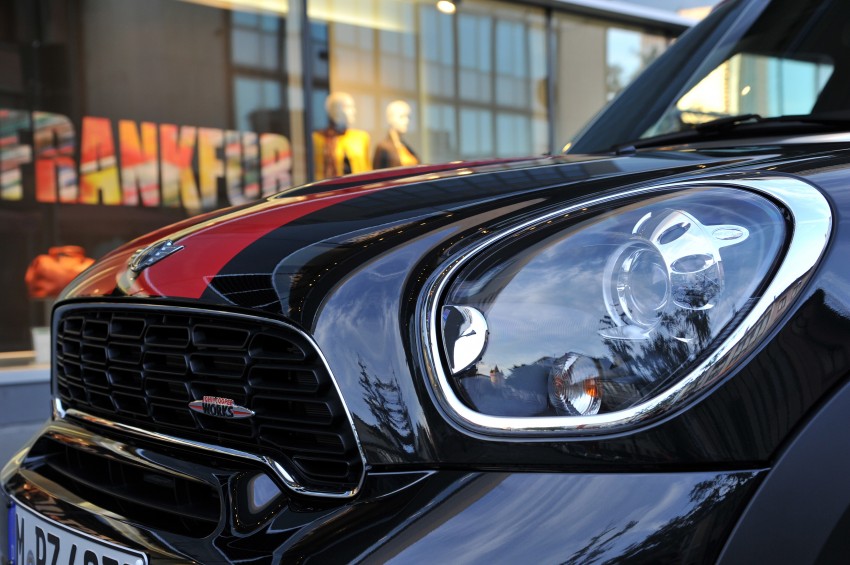 MINI Countryman John Cooper Works – JCW power now available with four doors and all wheel drive 130108