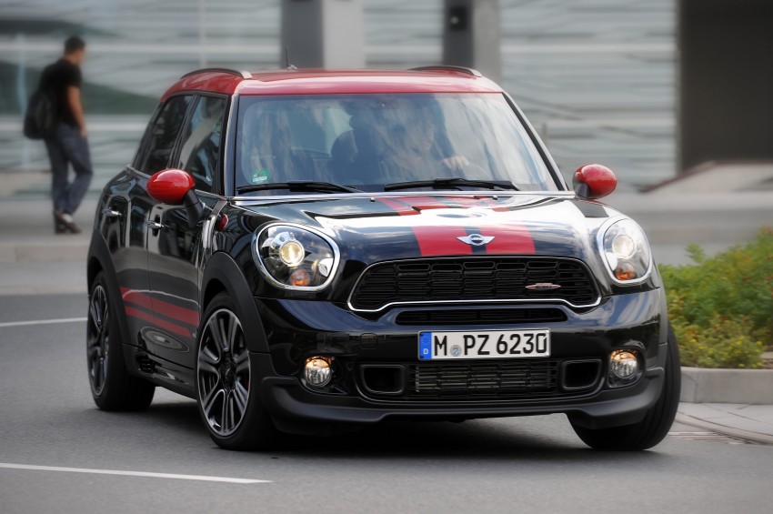 MINI Countryman John Cooper Works – JCW power now available with four doors and all wheel drive 130111
