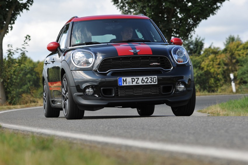 MINI Countryman John Cooper Works – JCW power now available with four doors and all wheel drive 130112