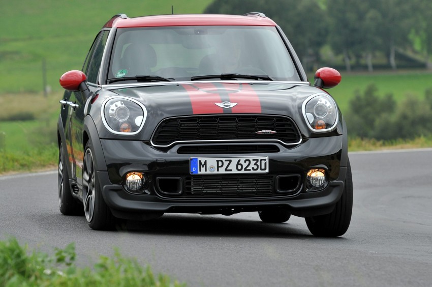 MINI Countryman John Cooper Works – JCW power now available with four doors and all wheel drive 130118