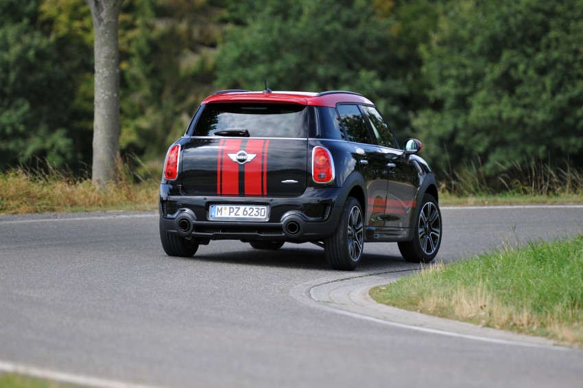 MINI Countryman John Cooper Works – JCW power now available with four doors and all wheel drive 130119