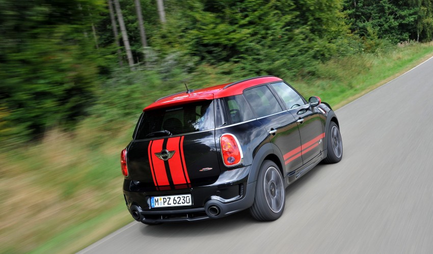 MINI Countryman John Cooper Works – JCW power now available with four doors and all wheel drive 130120