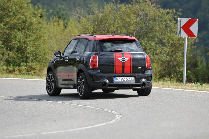 MINI Countryman John Cooper Works – JCW power now available with four doors and all wheel drive 130122