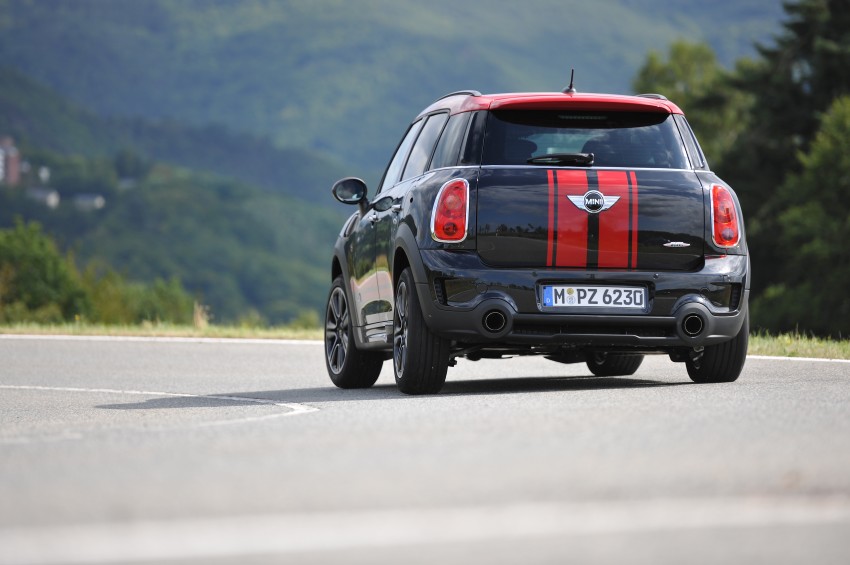 MINI Countryman John Cooper Works – JCW power now available with four doors and all wheel drive 130124