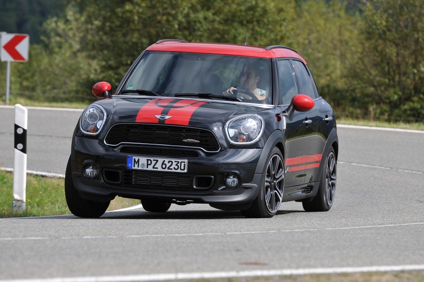 MINI Countryman John Cooper Works – JCW power now available with four doors and all wheel drive 130129