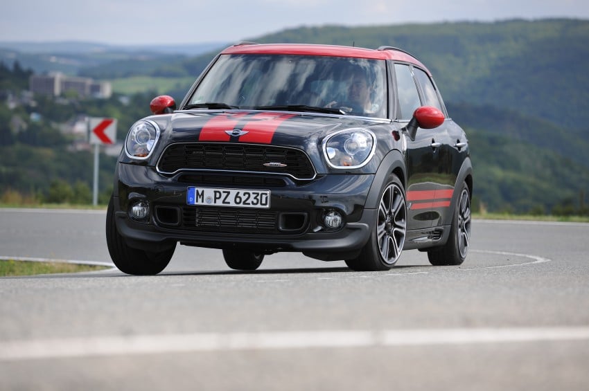 MINI Countryman John Cooper Works – JCW power now available with four doors and all wheel drive 130130