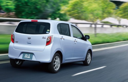 Daihatsu Mira e:S launched in Japan – 30km/l on this one