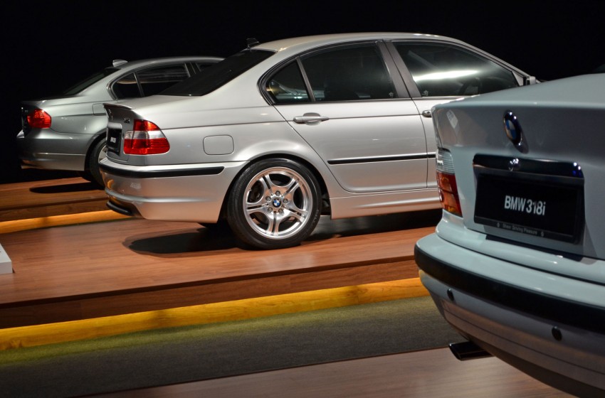 GALLERY: BMW 3-Series lineage display at the F30 launch 96718