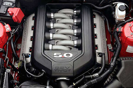 Ford Mustang 5.0 V8 – more horses for the pony car
