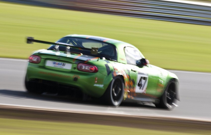 Mazda MX-5 GT4 race cars for sale – 320 bhp, 1,000 kg 126341