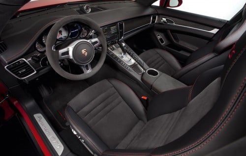 Porsche Panamera GTS – 430 hp and 520 Nm