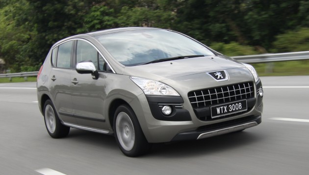 Peugeot 3008 with new face surfaces in China