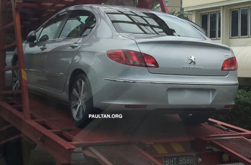 Peugeot 408 Turbo is the name, caught without disguise
