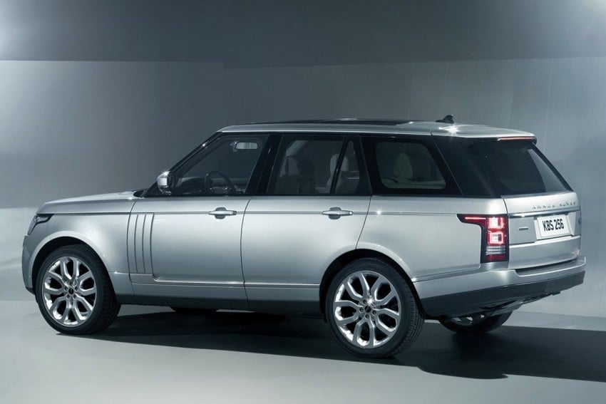 First pics of next-generation Range Rover now online! 125340