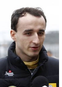 Kubica discharged from hospital, improving by the day