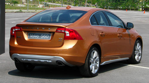 Volvo S60 launched locally – RM348k for T6, RM288k for T5