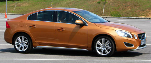 Volvo S60 launched locally – RM348k for T6, RM288k for T5