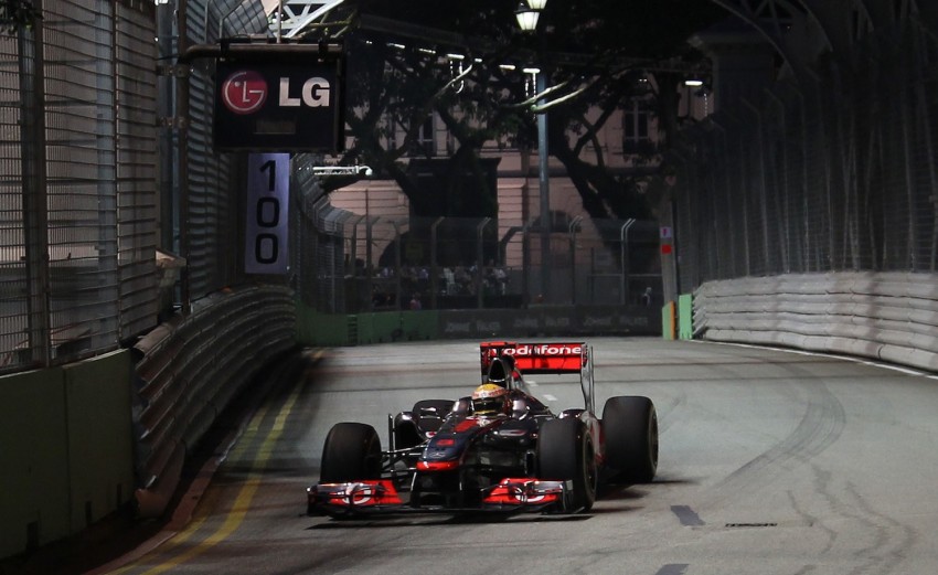 Sebastian Vettel crowned as 2011 Singapore GP winner! 70355