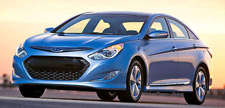 Hyundai Sonata Hybrid debuts lithium polymer battery tech