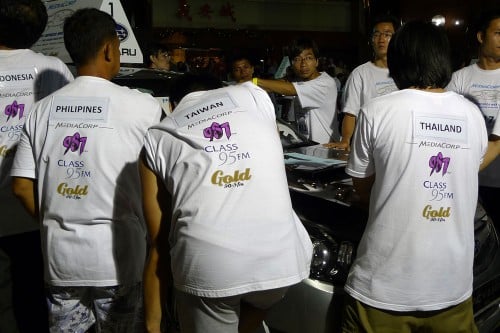 MediaCorp Subaru Impreza WRX Challenge 2011: Half of 10 Malaysians are out, five palms are still on the cars