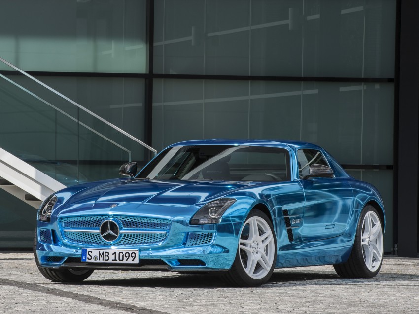 Mercedes-Benz SLS AMG Electric Drive shown in Paris: world’s most powerful production EV 134224