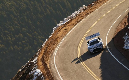 “Monster” Tajima breaks 10 minute barrier at Pikes Peak