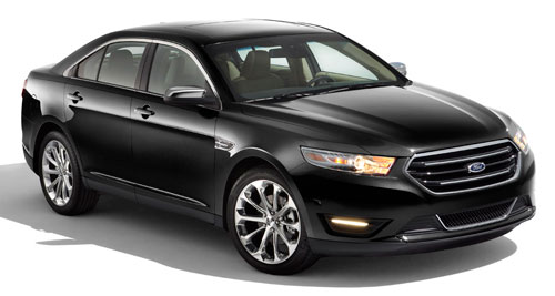 2013 Ford Taurus facelift makes New York show debut