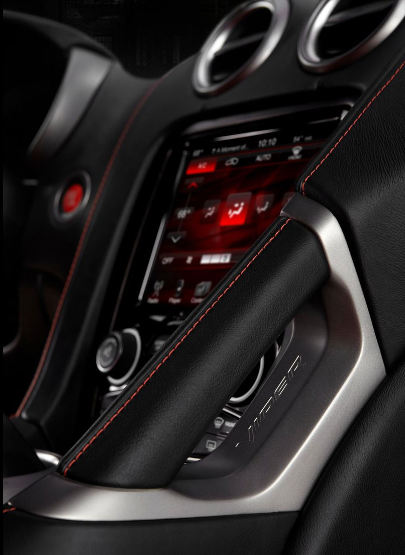 New Dodge SRT Viper – 8.4L V10, 640 hp, 814 Nm, crazy! 100906