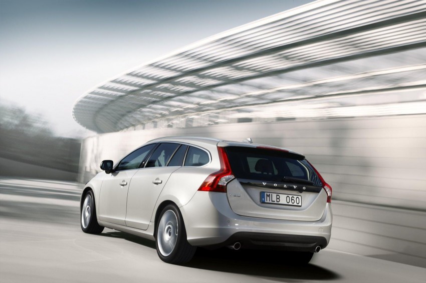 Volvo V60 launched – RM230k for T4, RM269k for T5, CKD 83762