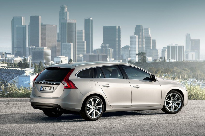 Volvo V60 launched – RM230k for T4, RM269k for T5, CKD 83763