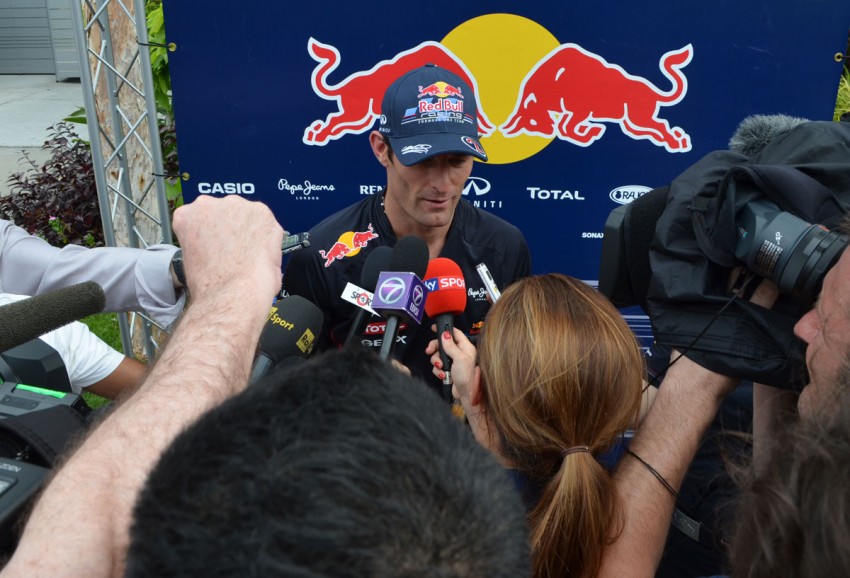 Malaysian GP: Smooth Friday practice for Red Bull – we hang out with the champs (sort of) in their garage! 95587