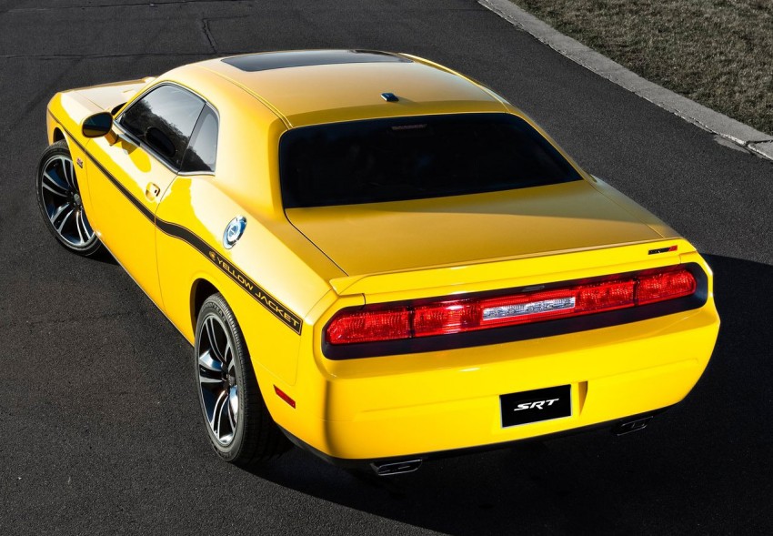 Limited-run Dodge Challenger SRT8 392 Yellow Jacket 76473